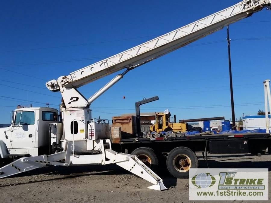 ニコラス出品 BOOM TRUCK, 1995 FORD L9000, CAT DIESEL, PIONEER ENGINEERING 2000