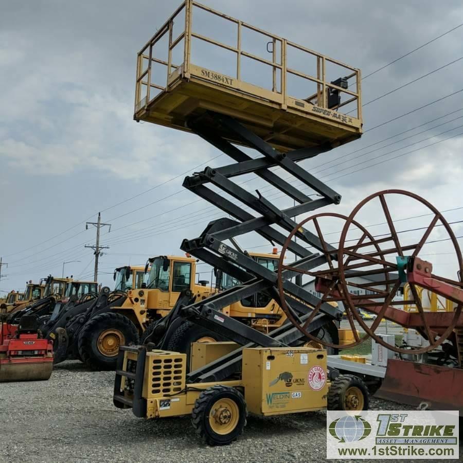 SCISSOR LIFT, 1997 GROVE SM3884XT, 40FT, 1250LBS, 4WD, 3CYL