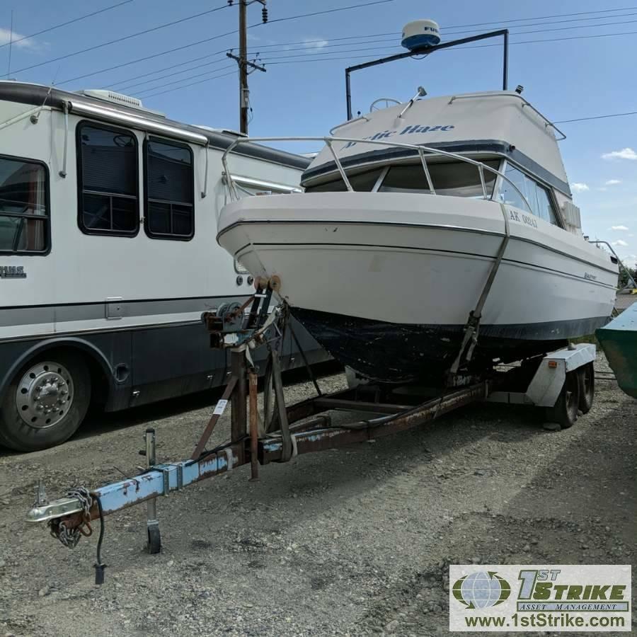 Boat Bayliner Model 2350 I 0 Cabin Cruiser Fiberglass Gm V8 Gas