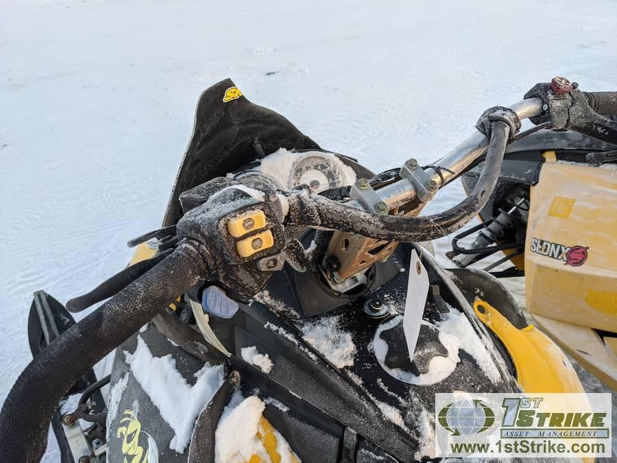 SNOW MACHINE, 2004 SKI-DOO MXZ REV 800HO, V FORCE 3-REED, NEW